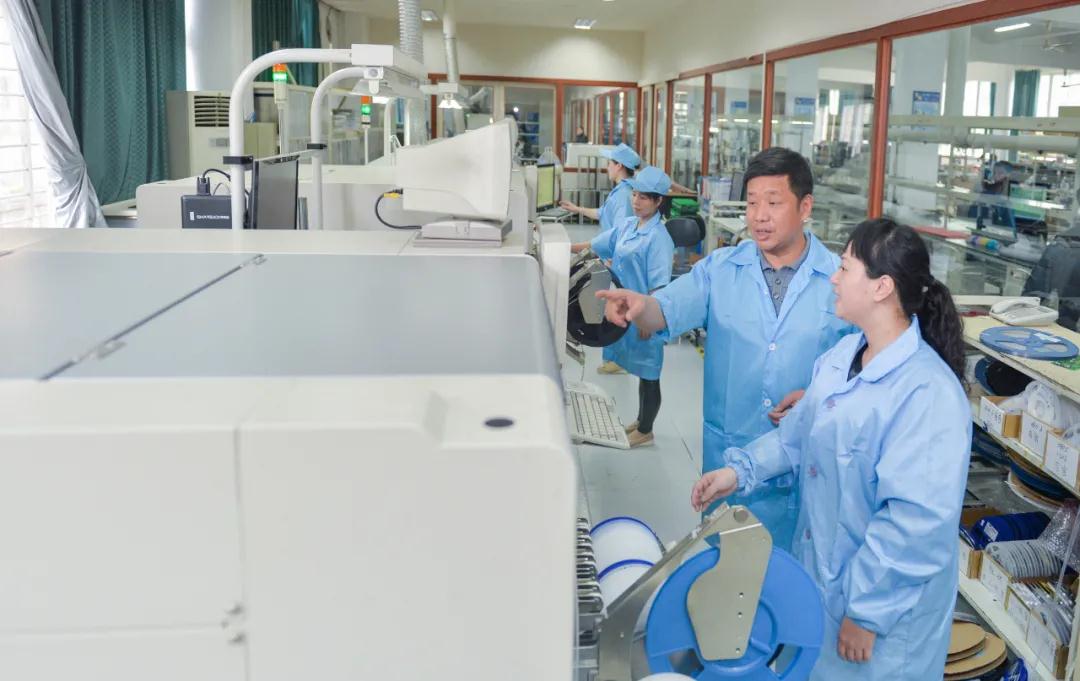 閩北日?qǐng)?bào)2020年12月11日?qǐng)?bào)道：苦練“內(nèi)功”！閩北這家企業(yè)不斷增強(qiáng)核心競(jìng)爭(zhēng)能力